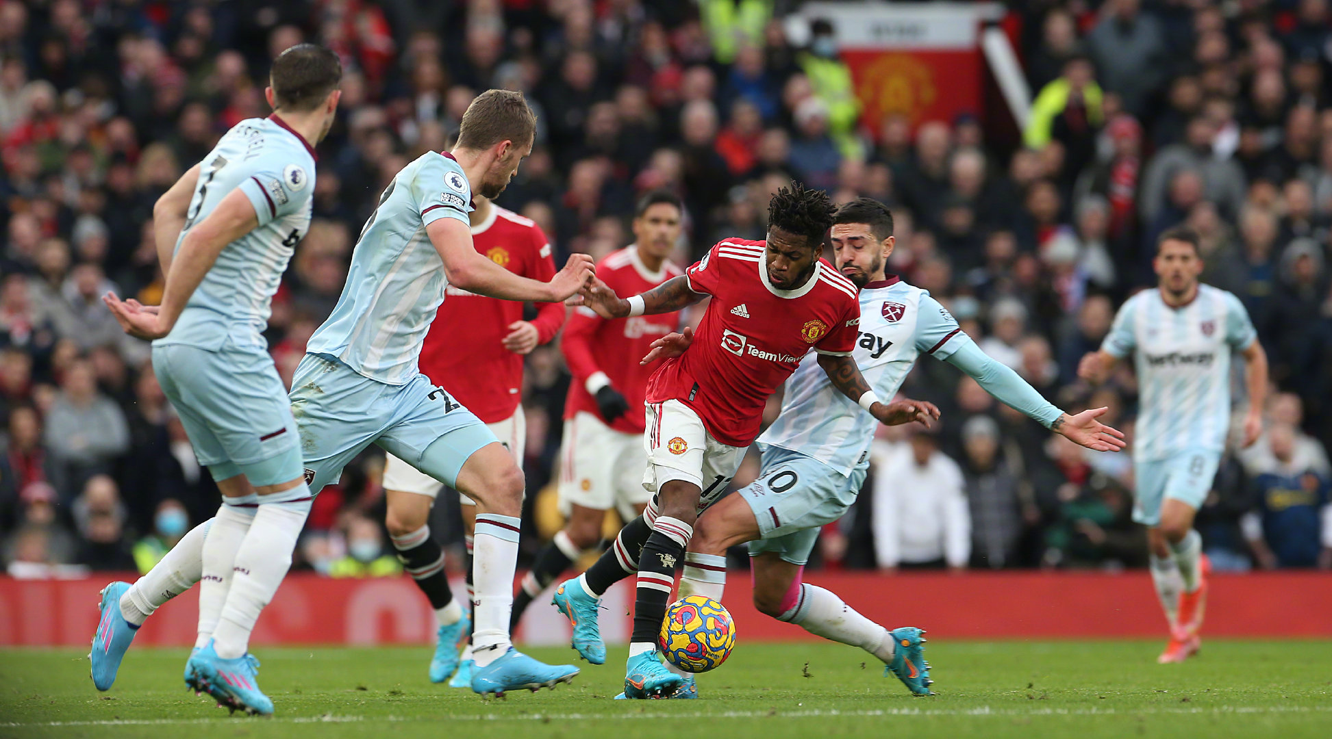 根据数据分 根据数据分